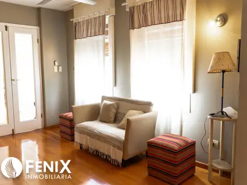 Casa 9 ambientes con 6 baños