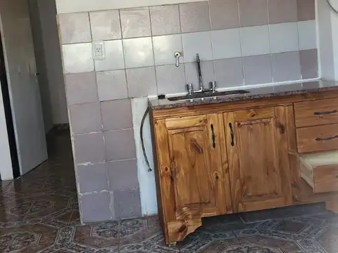 Depto Tipo Casa en Alquiler en Victoria Barrio Fate, $ 480.000