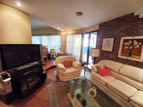 Casa en Venta en Villa del Parque, USD 600.000