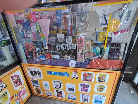 VENTA FONDO DE COMERCIO COTILLON 33 AÑOS EN ZONA