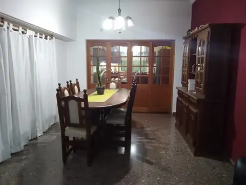Casa en Venta en Ezpeleta Este, USD 110.000