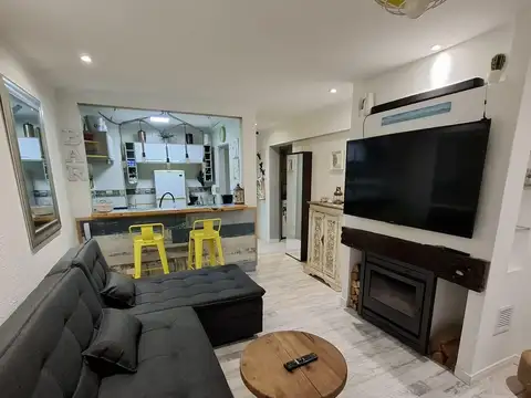 Apartamento en alquiler temporario c/ cochera en Península