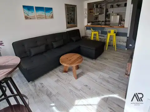 Apto en alquiler temporario en Peninsula 100