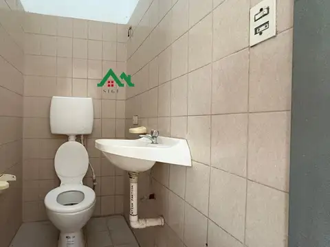 Local comercial en alquiler sobre Av. Rafael Núñez – Zona Granja de Funes / Argüello