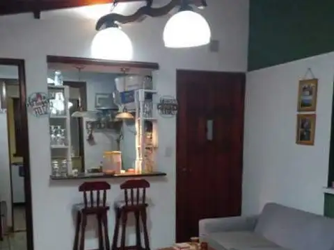 Depto Tipo Casa 4 ambientes con 1 baño