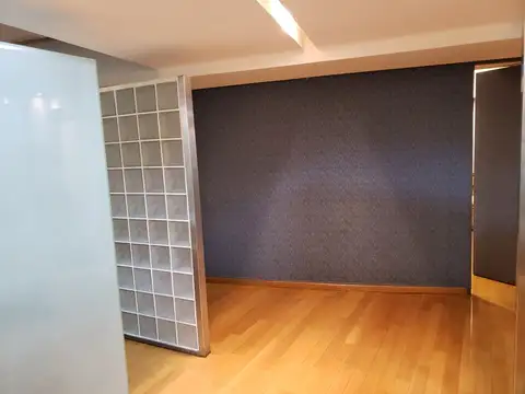 Oficina en Venta 20 años