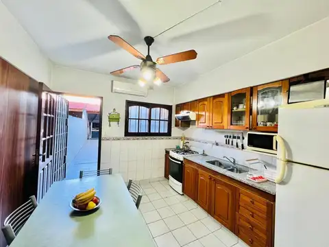 Depto Tipo Casa en Alquiler de 3 dormitorios