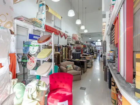 Local en Venta en Caballito, USD 365.000