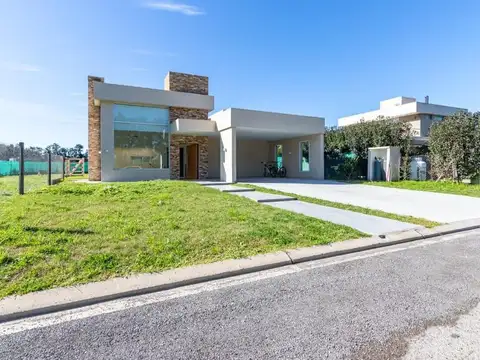 Casa en alquiler dos dormitorios a estrenar - Azahares del Paraná