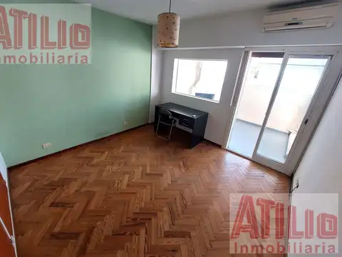 Departamento PH Saavedra 2ºpiso escalera-4amb Frente Balcón trza Común Apto/Prof.Luminoso