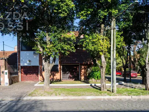 Casa en Venta en Adrogue, USD 240.000