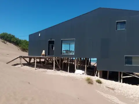 Calle 28 y Costanera