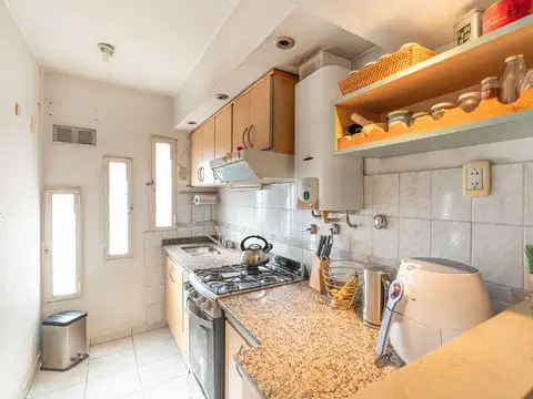 Depto Tipo Casa 4 ambientes con 2 baños