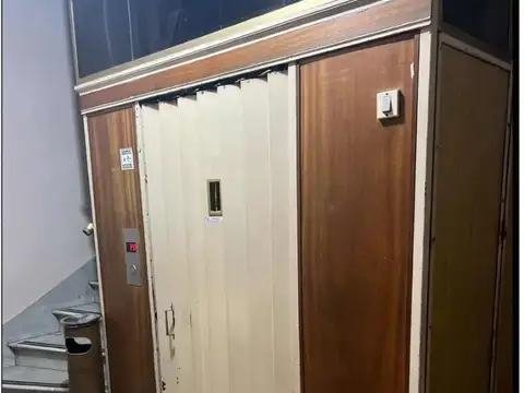 Oficina 2 ambientes con 1 baño