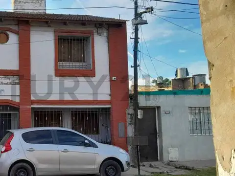 Se vende hermosa propiedad de 4 dorm, 2 baños y cochera