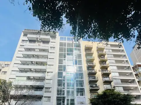 2 AMBIENTES CON PARRILLA, EN COGHLAN.