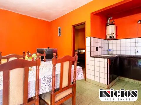 Departamento: Quinteros Nº 253 e/ Azopardo y Espora. Mar de Ajó - C926