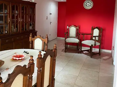 Departamento en Venta en Adrogue, USD 300.000