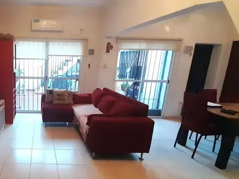 Depto Tipo Casa en Venta de 3 dormitorios