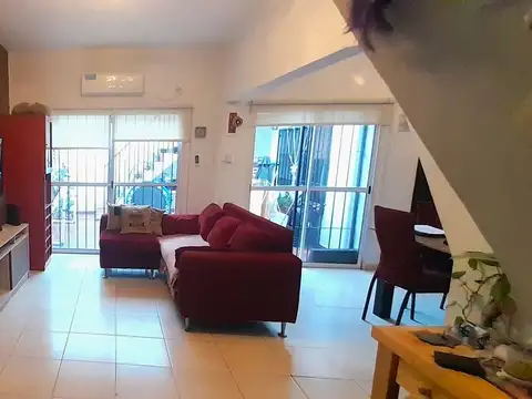 VENTA PH 4 AMBIENTES EN LANUS