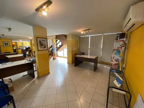 SE VENDE OFICINA DE 190 M2 EN CENTRO DE CORDOBA