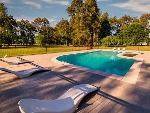 Terreno en Venta en Los Tres Pinos, USD 16.000