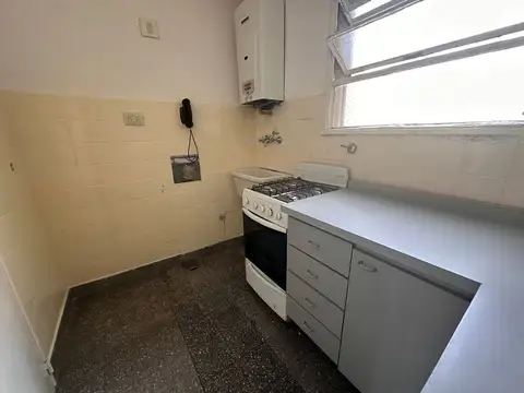 Departamento en Alquiler en Constitucion, $ 700.000