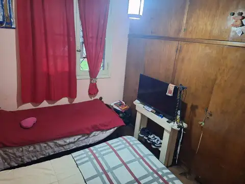 CASA EN VENTA EN LOS POLVORINES CUATRO AMBIENTES