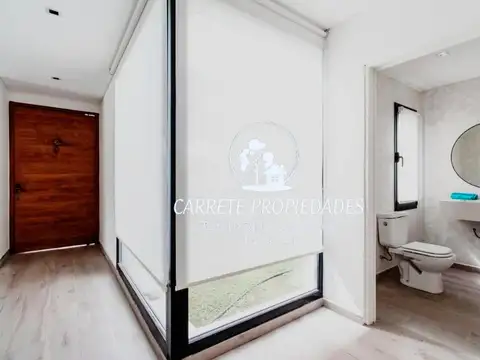 Casa 5 ambientes con 4 baños