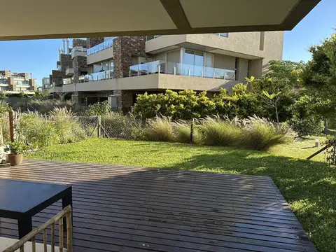 Departamento en Alquiler de 3 dormitorios