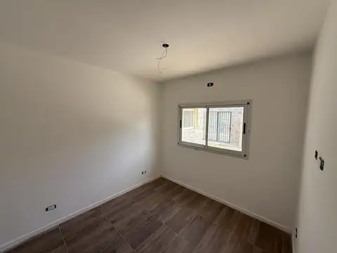 Casa en Venta 4 Ambientes con Pileta Loma Verde