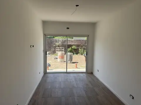 Casa en Venta en Haras, Loma Verde, Escobar - 4 ambientes