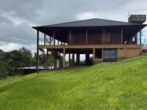 Casa en Venta con 2 cocheras