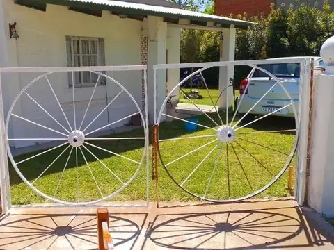 Paso de las Tropas y 6 de Agosto