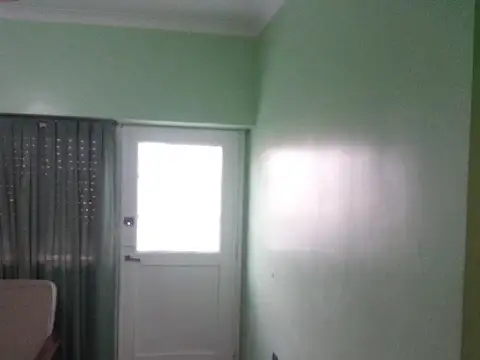 3 Ambientes con entrada independiente