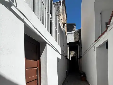 Depto Tipo Casa 5 ambientes con 1 baño