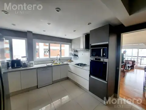 Departamento 5 ambientes con 3 baños
