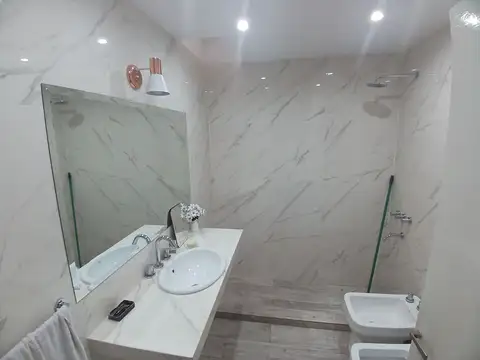 Depto Tipo Casa en Venta al Este