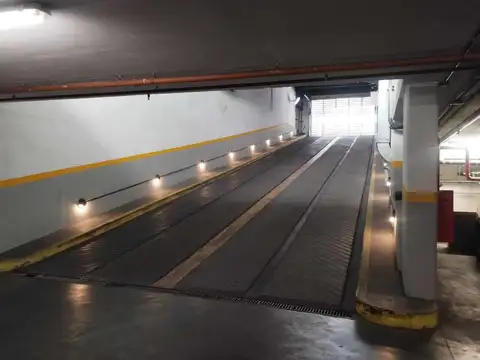 Cochera en Venta con acceso Rampa Fija