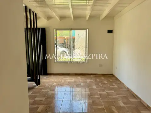 Casa en Venta en La Reja, USD 59.000