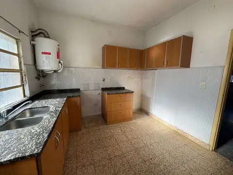 Casa en Venta en San Nicolas De Los Arroyos, USD 80.000