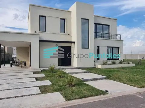 Sargento Cabral  al 5600