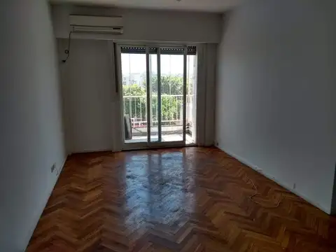 Departamento 3 ambientes al contrafrente en alquiler en Palermo Soho