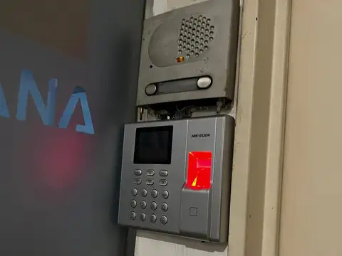 Oficina en  Alquiler