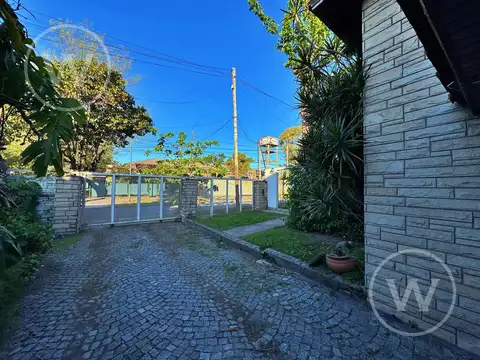 Galpon en Venta 37  mts Fondo