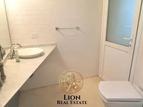 Casa 6 ambientes con 3 baños