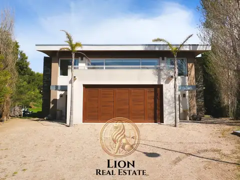 Venta casa Costa Esmeralda Piscina fondo libre 6 ambientes