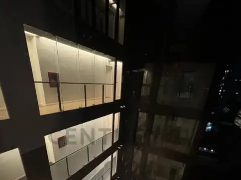 2 De Mayo 2500, Piso 0