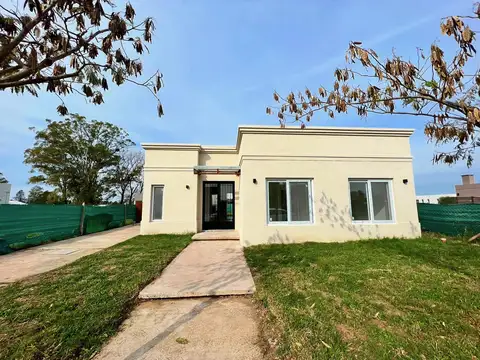 Casa en  Pilar del Este - San Ramon