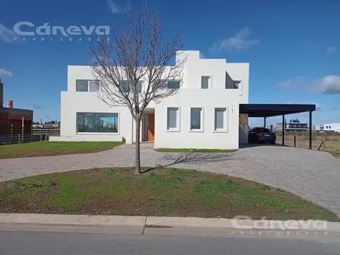 Casa al agua en Puertos - Muelles